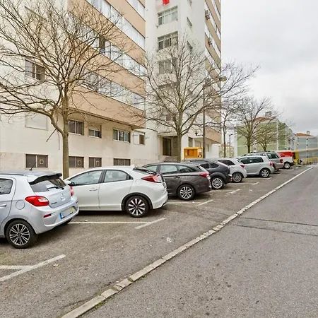 Spacious 3 Bedroom In