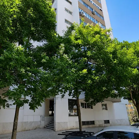 Spacious 3 Bedroom In * Lisboa
