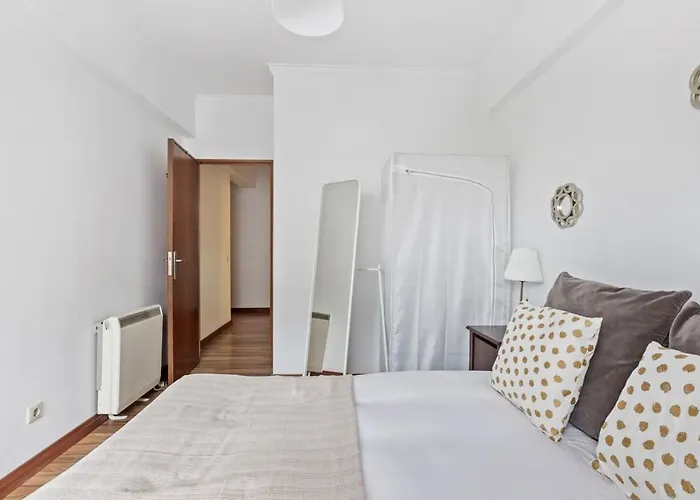 Spacious 3 Bedroom In *